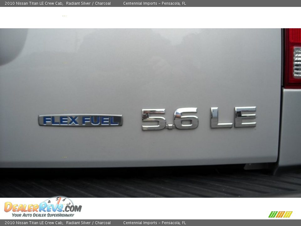 2010 Nissan Titan LE Crew Cab Radiant Silver / Charcoal Photo #18
