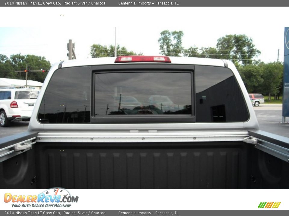 2010 Nissan Titan LE Crew Cab Radiant Silver / Charcoal Photo #22