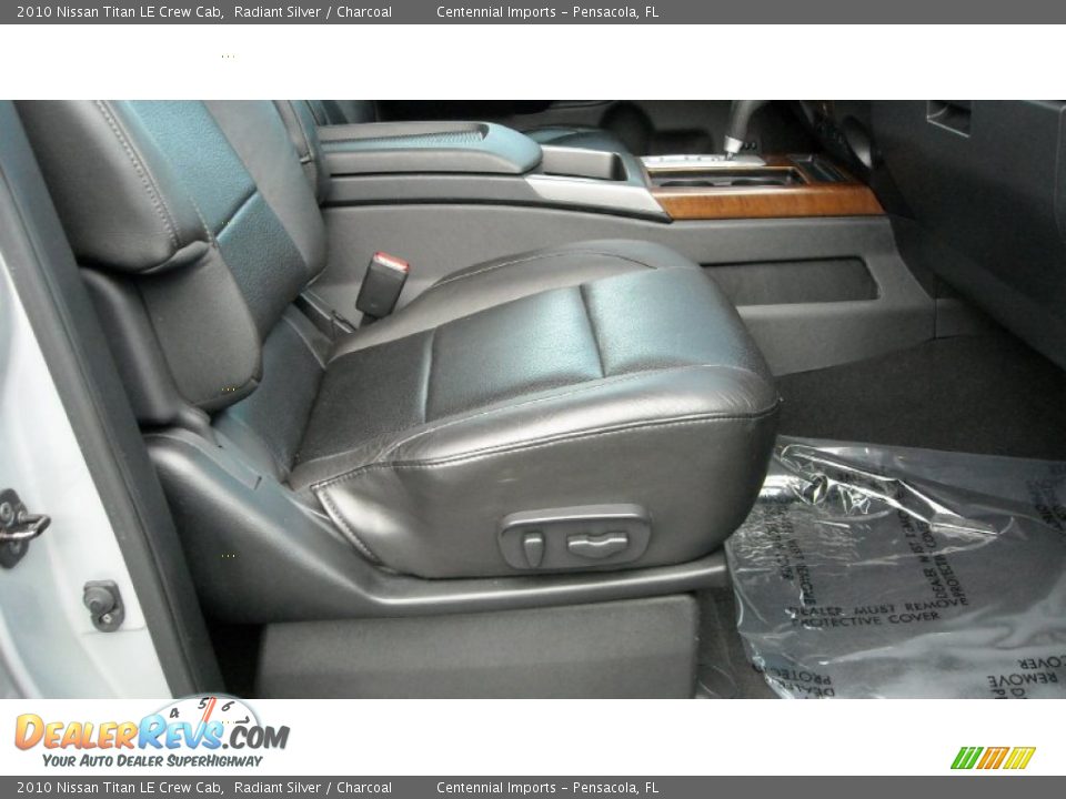 2010 Nissan Titan LE Crew Cab Radiant Silver / Charcoal Photo #27