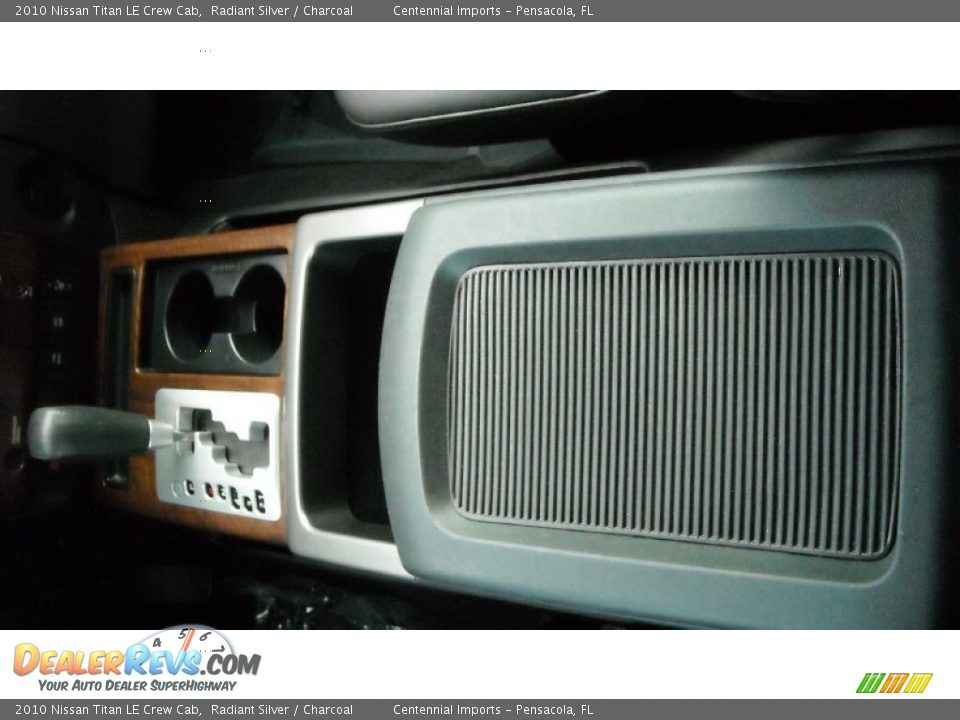 2010 Nissan Titan LE Crew Cab Radiant Silver / Charcoal Photo #33