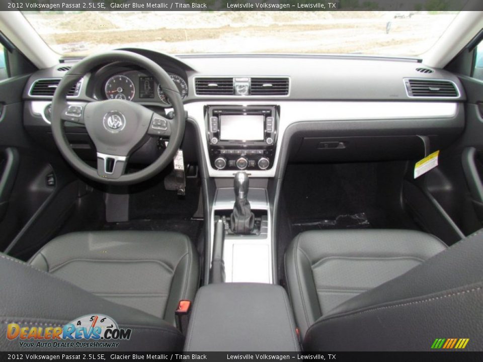 2012 Volkswagen Passat 2.5L SE Glacier Blue Metallic / Titan Black Photo #5