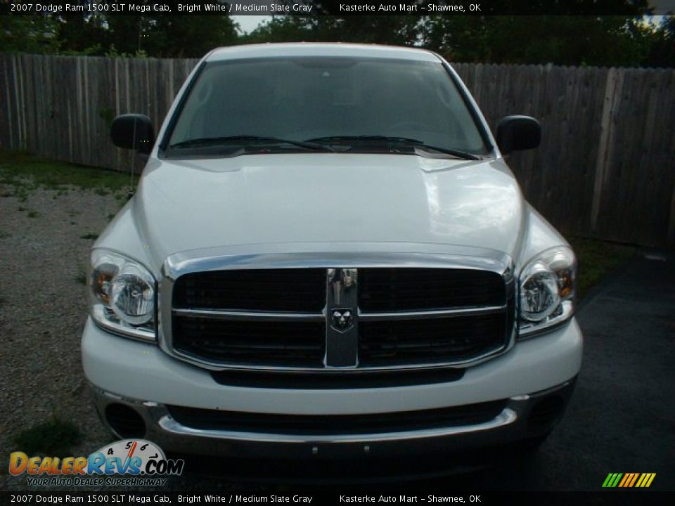 2007 Dodge Ram 1500 SLT Mega Cab Bright White / Medium Slate Gray Photo #2
