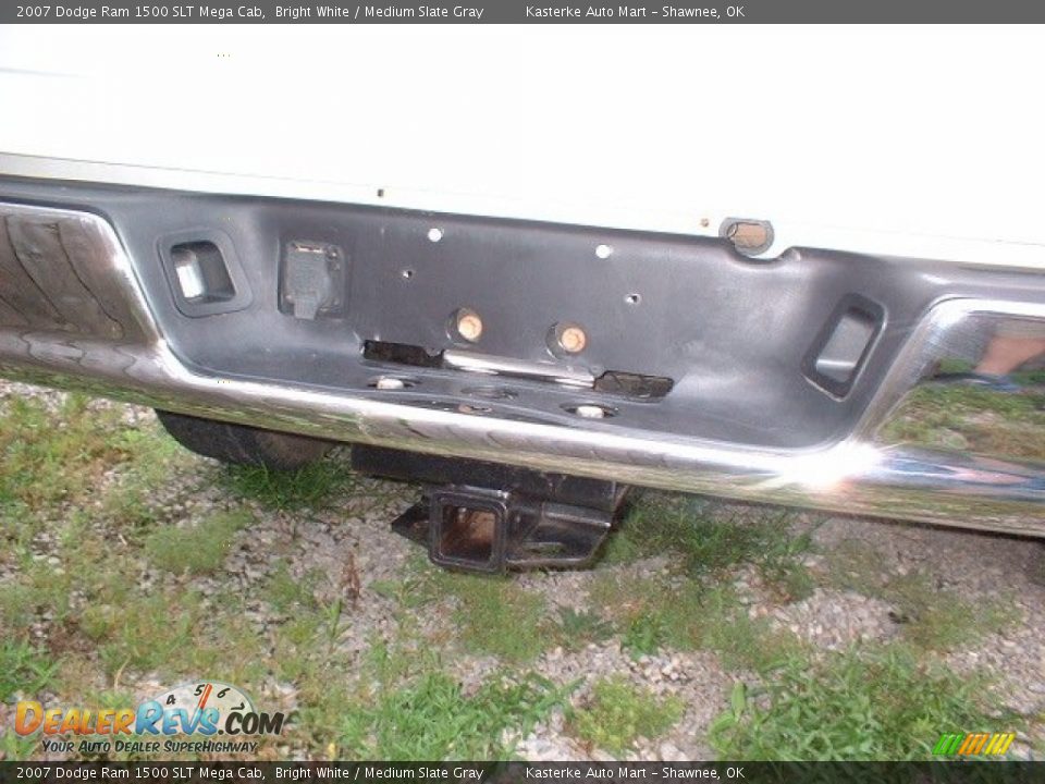 2007 Dodge Ram 1500 SLT Mega Cab Bright White / Medium Slate Gray Photo #8