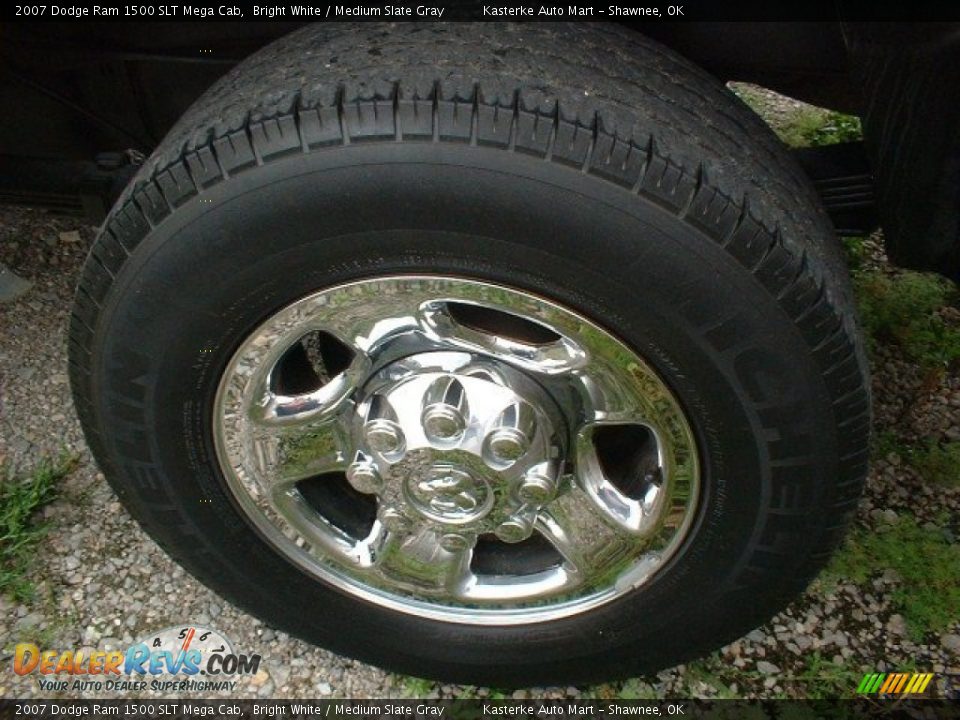 2007 Dodge Ram 1500 SLT Mega Cab Bright White / Medium Slate Gray Photo #10