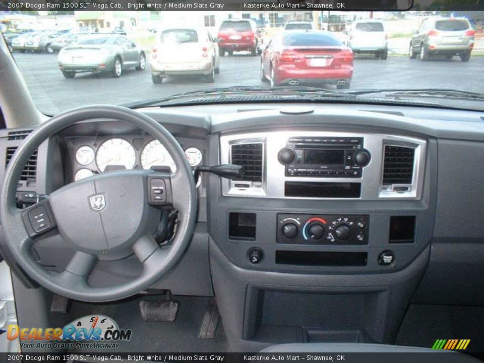 2007 Dodge Ram 1500 SLT Mega Cab Bright White / Medium Slate Gray Photo #15