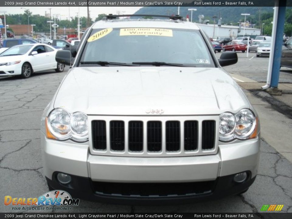 2009 Jeep Grand Cherokee Laredo 4x4 Light Graystone Pearl / Medium Slate Gray/Dark Slate Gray Photo #22