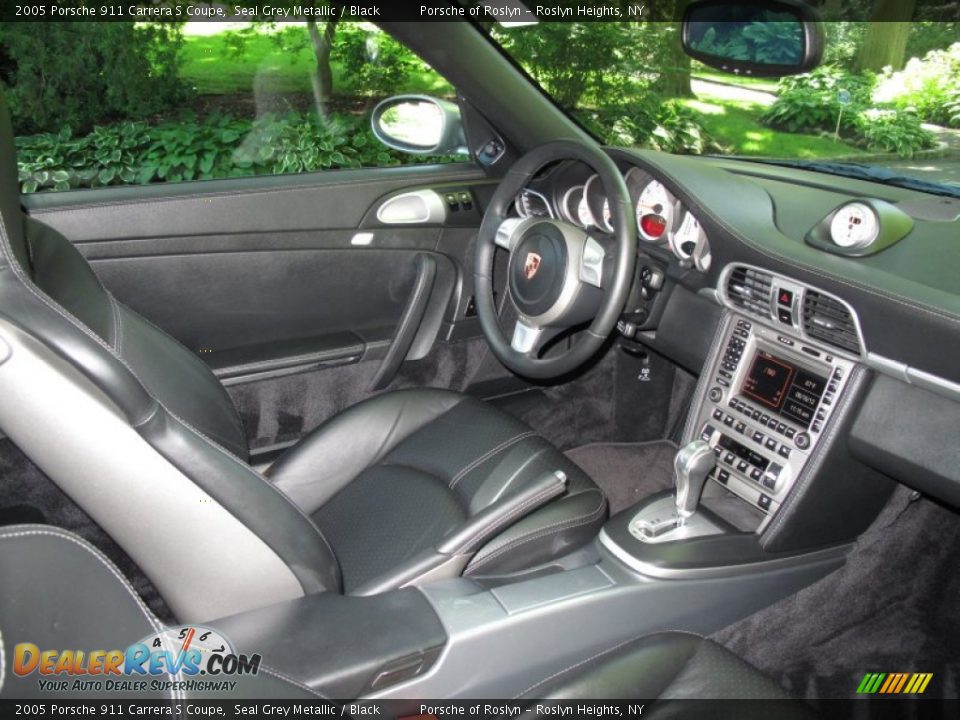 Dashboard of 2005 Porsche 911 Carrera S Coupe Photo #14