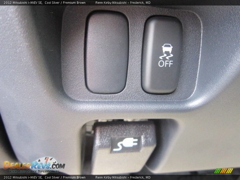 2012 Mitsubishi i-MiEV SE Cool Silver / Premium Brown Photo #11