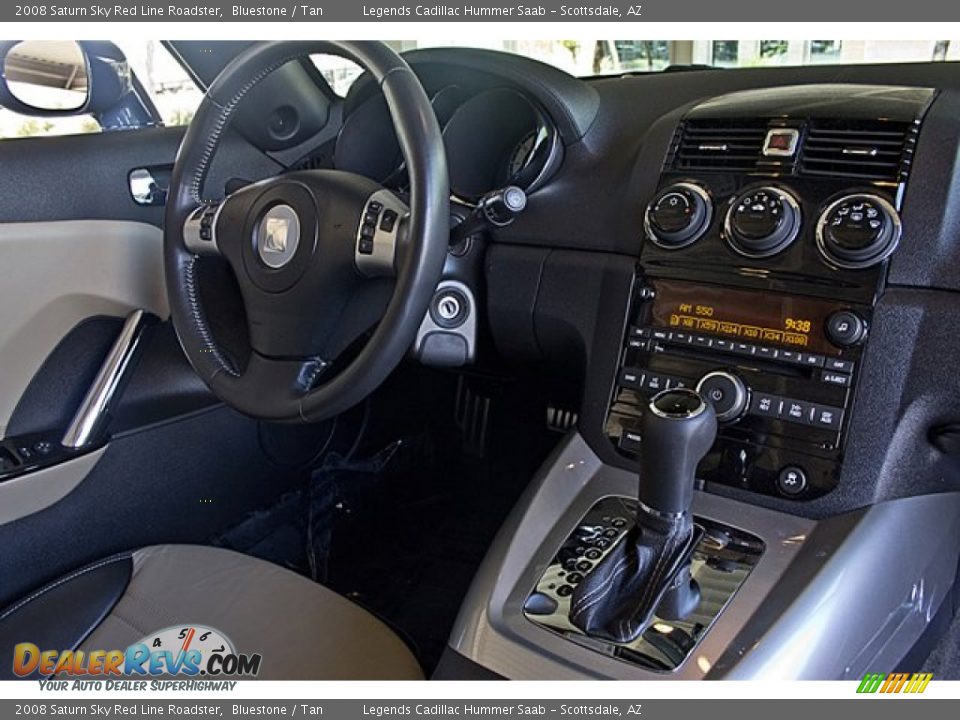 Dashboard of 2008 Saturn Sky Red Line Roadster Photo #21