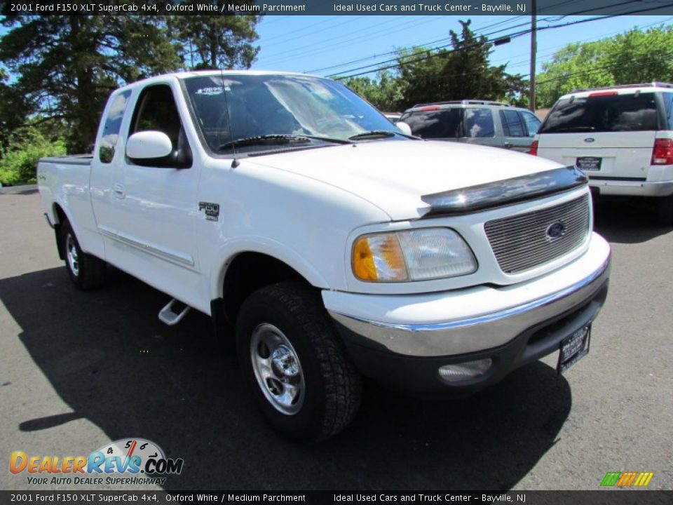 2001 Ford F150 XLT SuperCab 4x4 Oxford White / Medium Parchment Photo #3