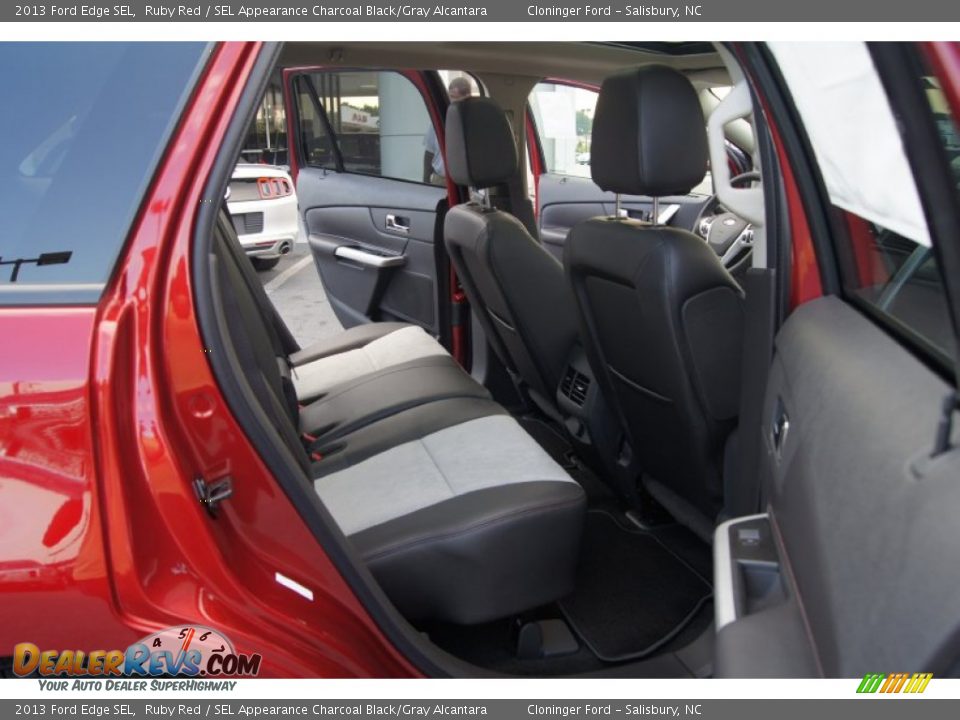 2013 Ford Edge SEL Ruby Red / SEL Appearance Charcoal Black/Gray Alcantara Photo #12