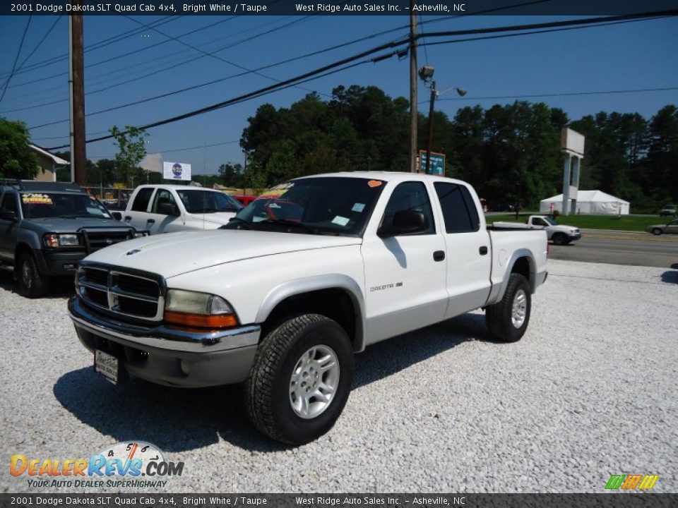 2001 Dodge Dakota SLT Quad Cab 4x4 Bright White / Taupe Photo #4