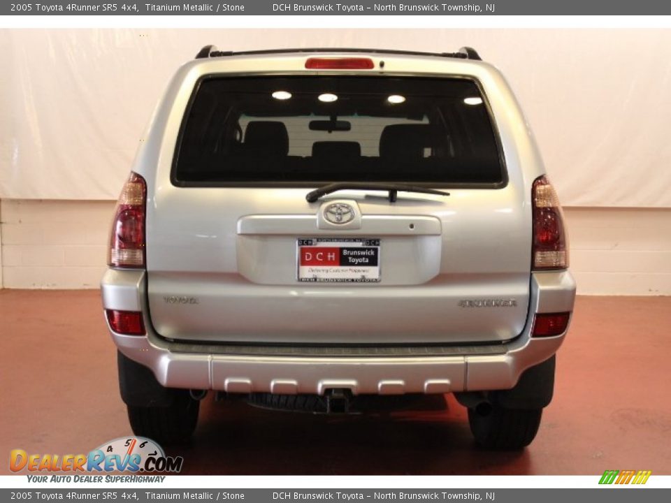 2005 Toyota 4Runner SR5 4x4 Titanium Metallic / Stone Photo #7