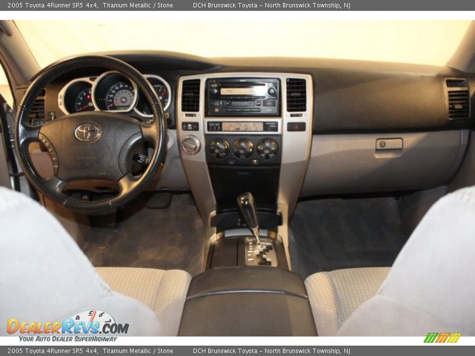 2005 Toyota 4Runner SR5 4x4 Titanium Metallic / Stone Photo #11