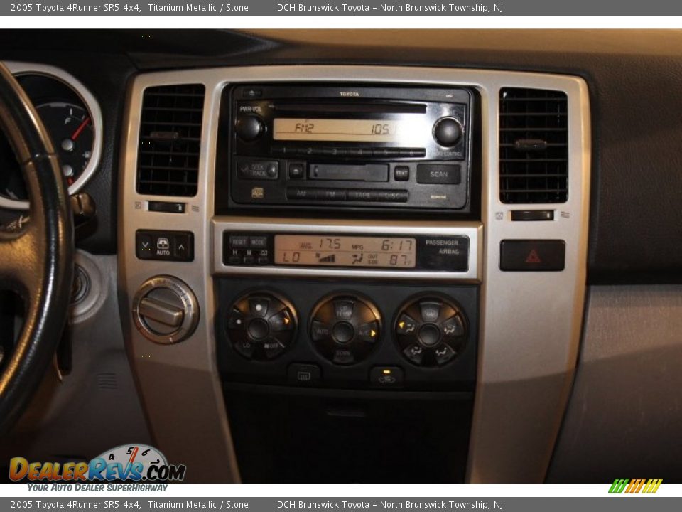 2005 Toyota 4Runner SR5 4x4 Titanium Metallic / Stone Photo #12
