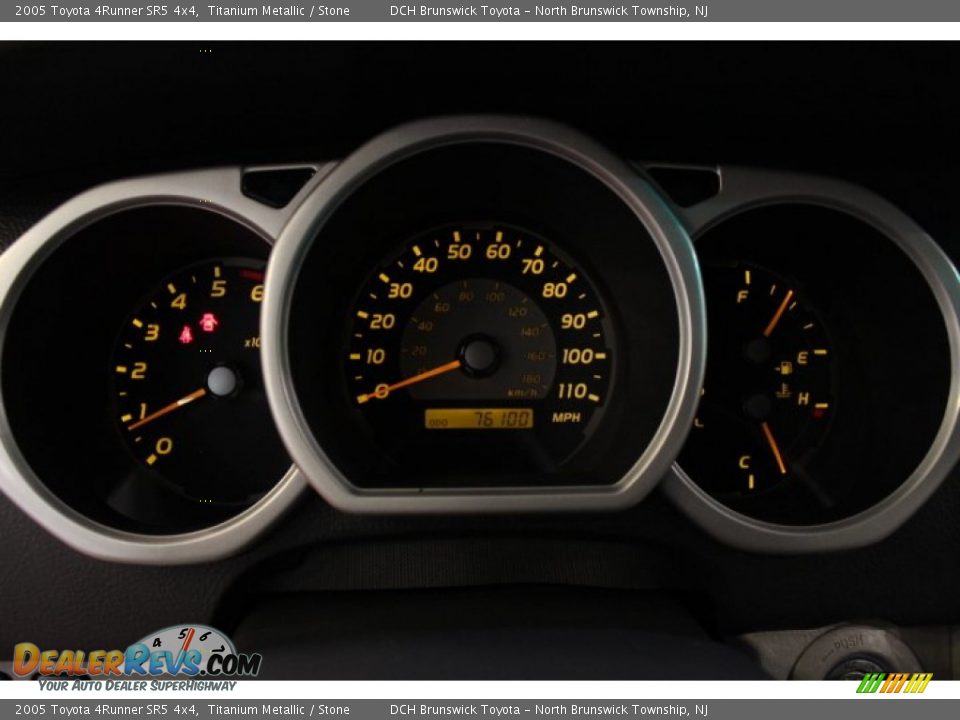 2005 Toyota 4Runner SR5 4x4 Titanium Metallic / Stone Photo #15