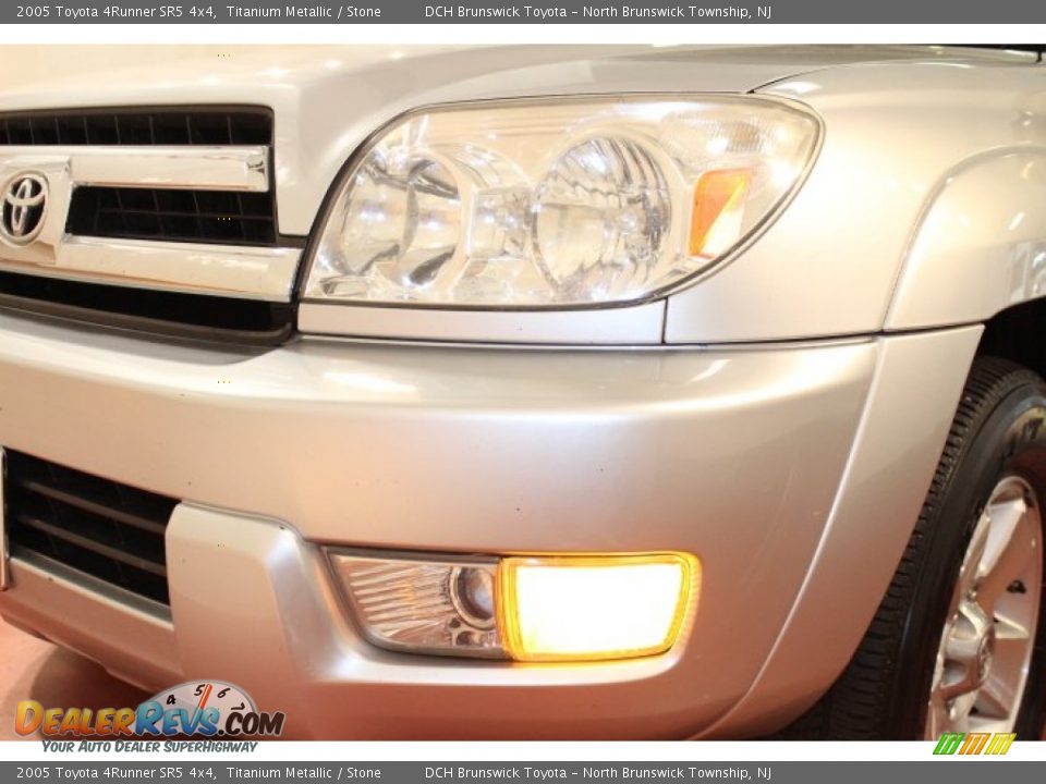 2005 Toyota 4Runner SR5 4x4 Titanium Metallic / Stone Photo #23
