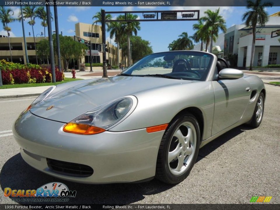 Front 3/4 View of 1998 Porsche Boxster  Photo #9