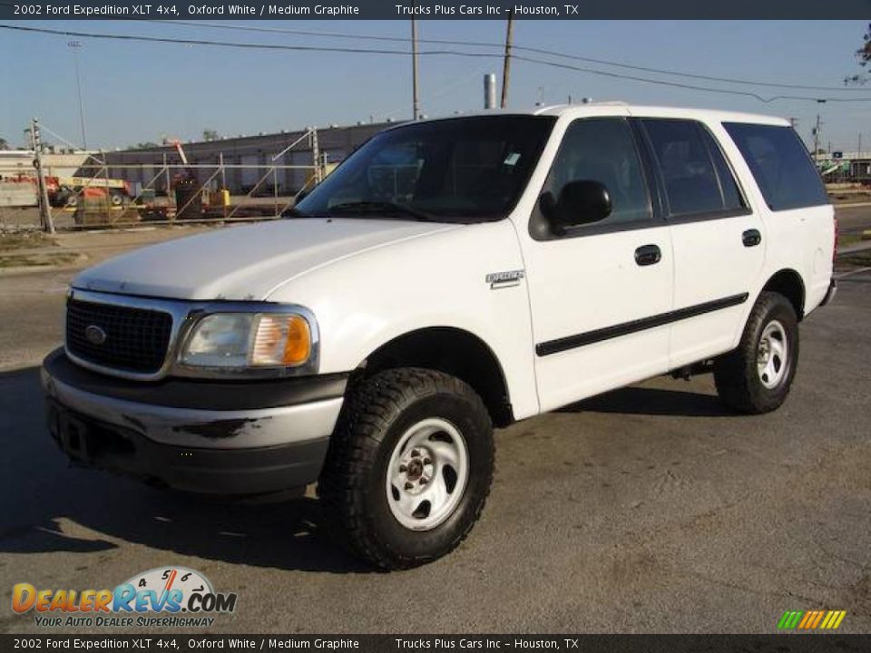 2002 Ford Expedition XLT 4x4 Oxford White / Medium Graphite Photo #1