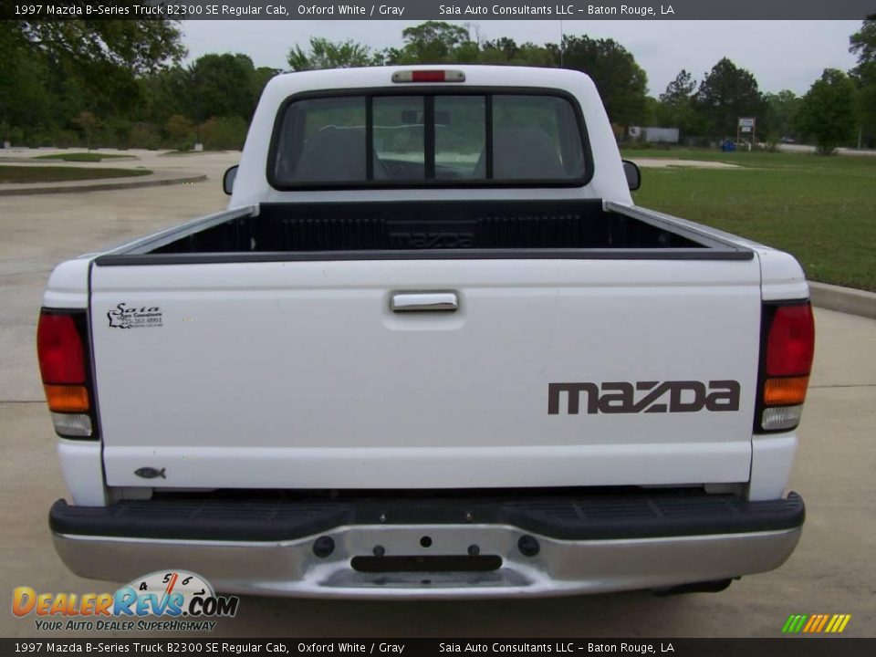 1997 Mazda B-Series Truck B2300 SE Regular Cab Oxford White / Gray Photo #4