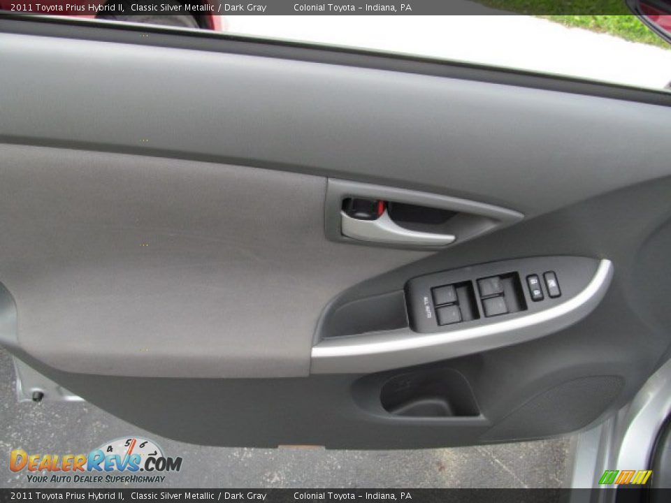 2011 Toyota Prius Hybrid II Classic Silver Metallic / Dark Gray Photo #11