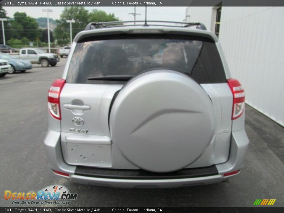2011 Toyota RAV4 I4 4WD Classic Silver Metallic / Ash Photo #7
