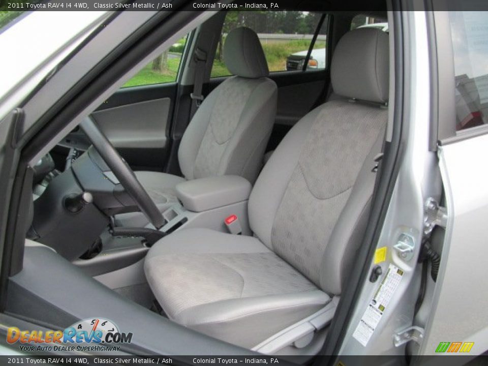 2011 Toyota RAV4 I4 4WD Classic Silver Metallic / Ash Photo #10