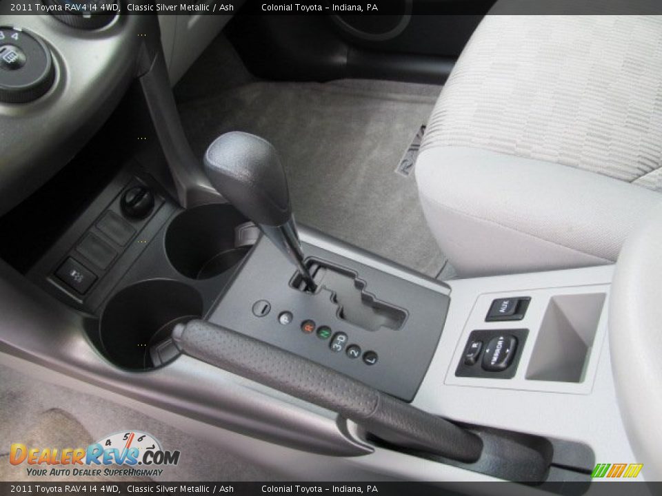 2011 Toyota RAV4 I4 4WD Classic Silver Metallic / Ash Photo #13