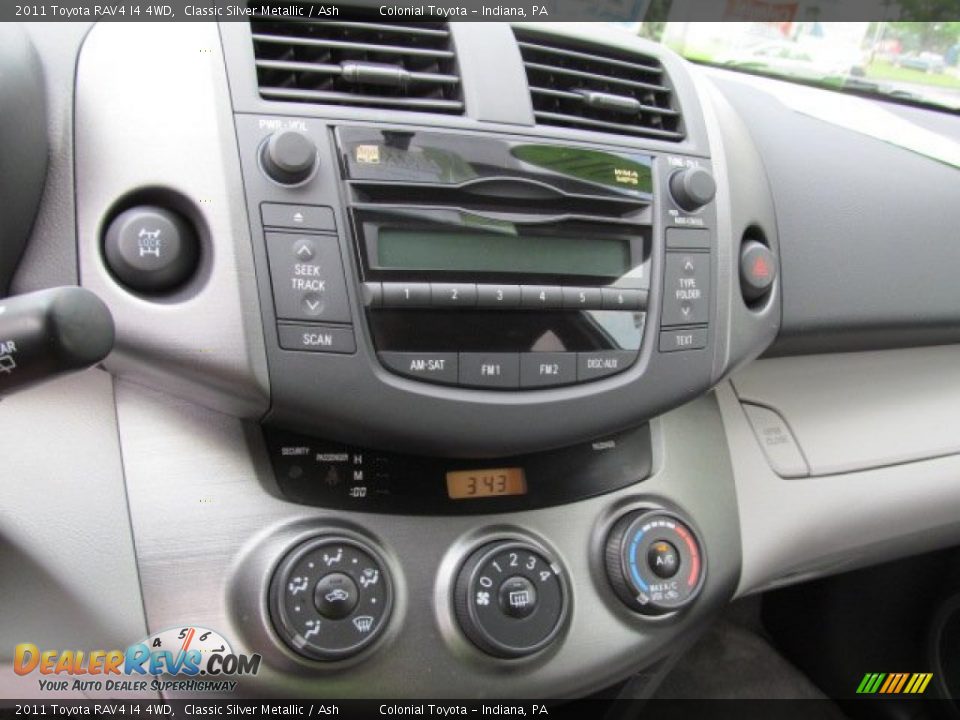 2011 Toyota RAV4 I4 4WD Classic Silver Metallic / Ash Photo #14