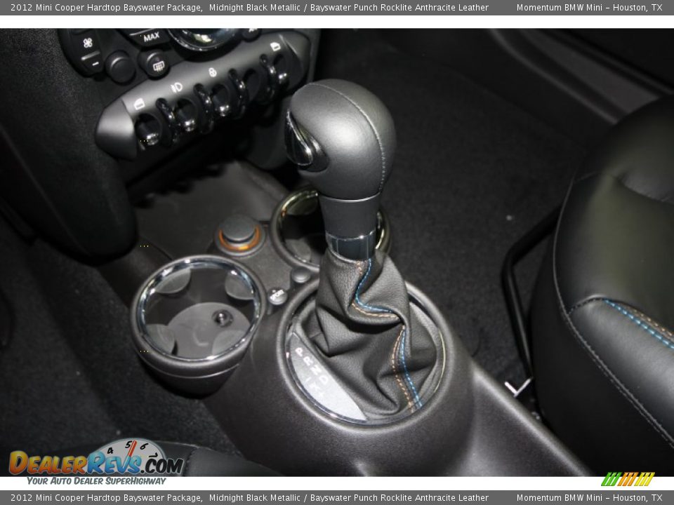 2012 Mini Cooper Hardtop Bayswater Package Shifter Photo #19