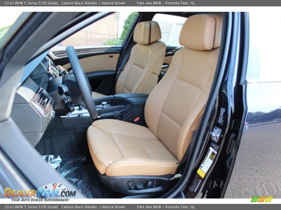 Front Seat of 2010 BMW 5 Series 528i Sedan Photo #12