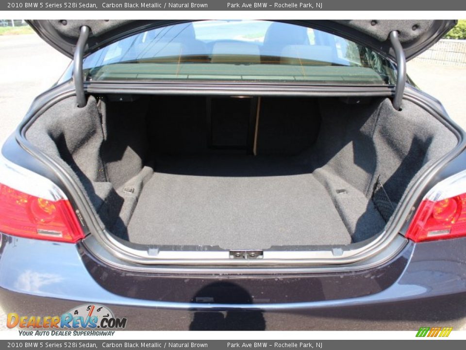 2010 BMW 5 Series 528i Sedan Trunk Photo #21