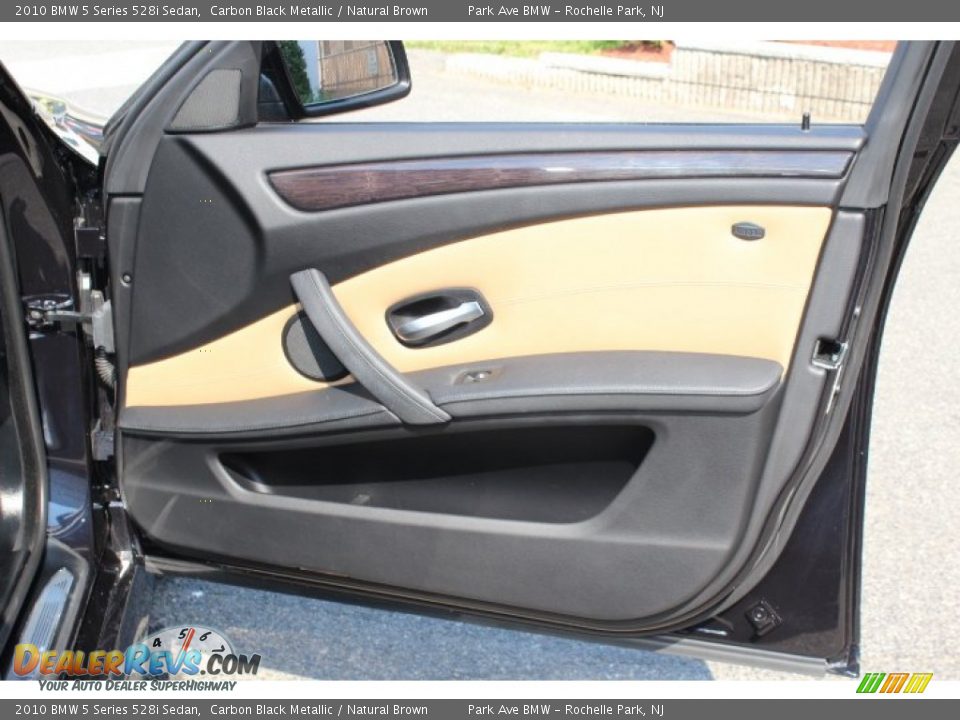 2010 BMW 5 Series 528i Sedan Carbon Black Metallic / Natural Brown Photo #25
