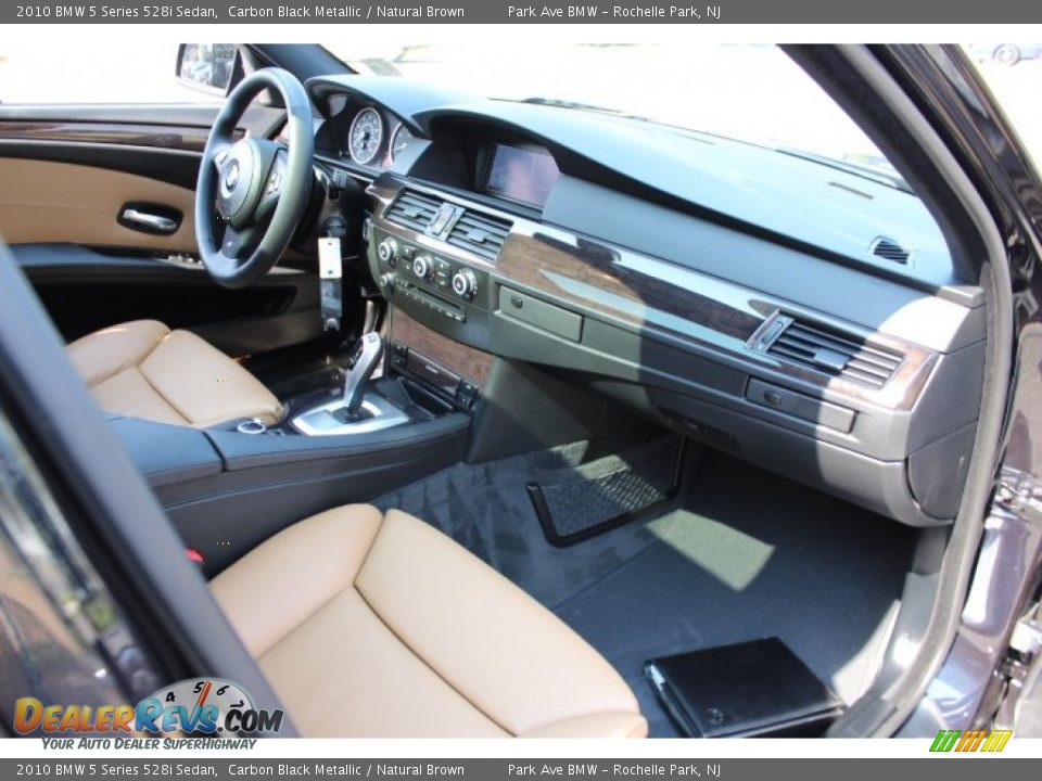 Dashboard of 2010 BMW 5 Series 528i Sedan Photo #26