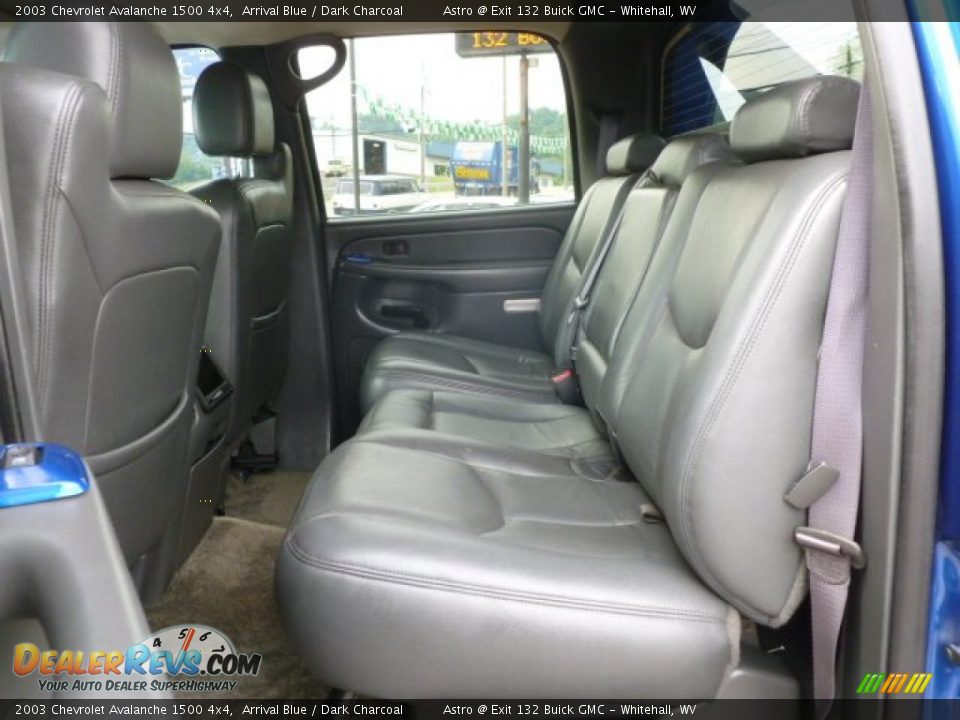 Rear Seat of 2003 Chevrolet Avalanche 1500 4x4 Photo #13