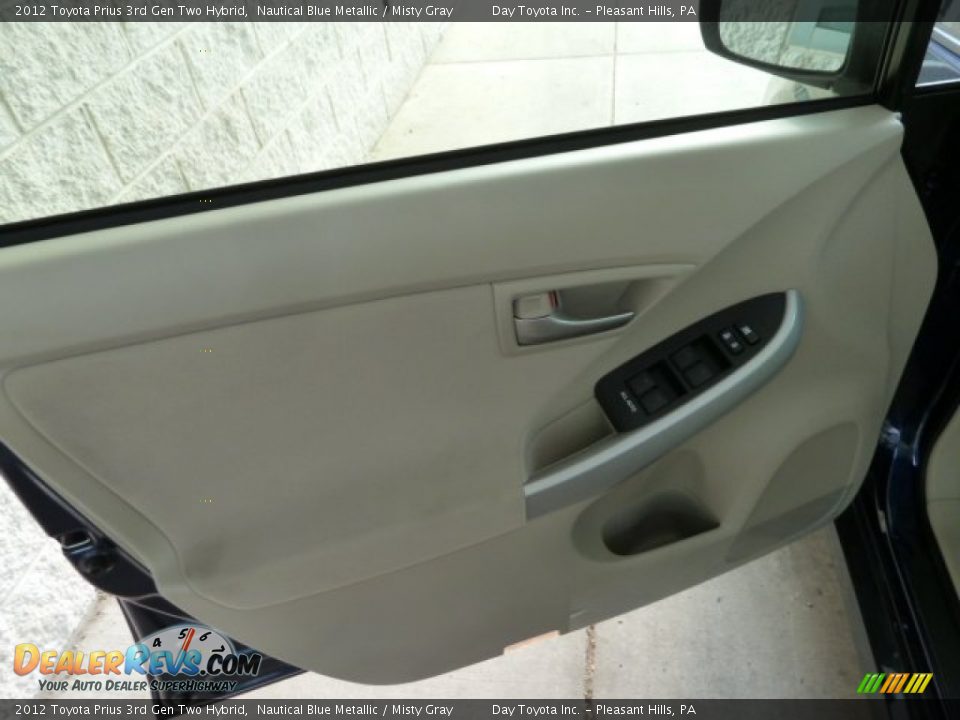 2012 Toyota Prius 3rd Gen Two Hybrid Nautical Blue Metallic / Misty Gray Photo #11