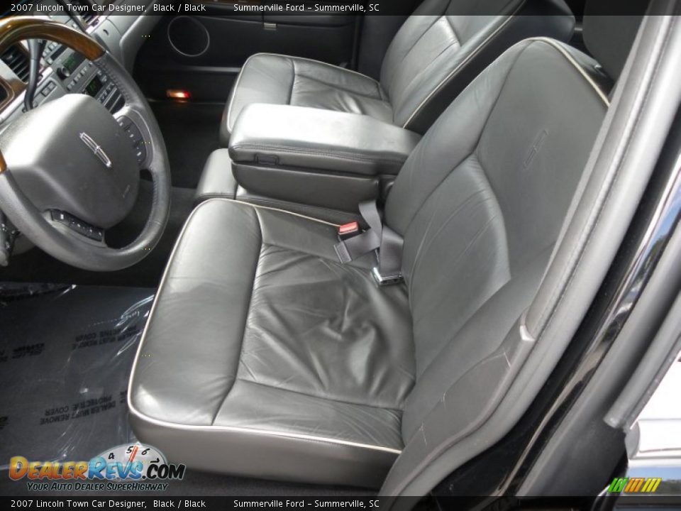 Black Interior - 2007 Lincoln Town Car Designer Photo #6