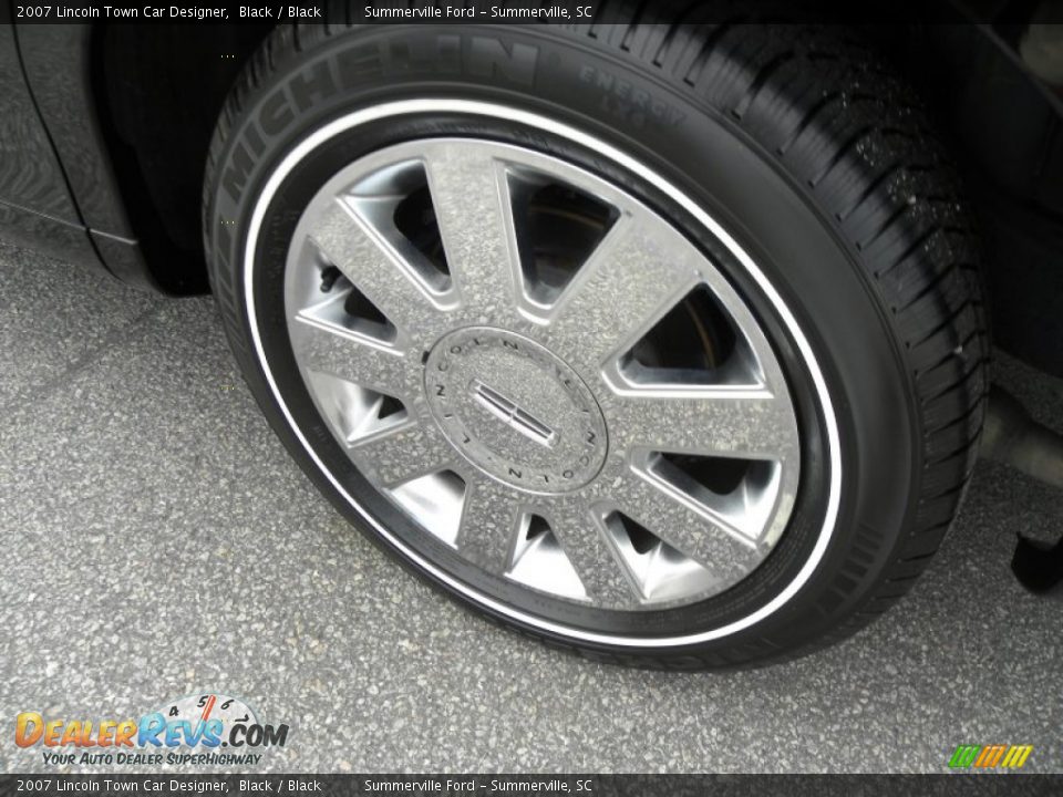 2007 Lincoln Town Car Designer Wheel Photo #18