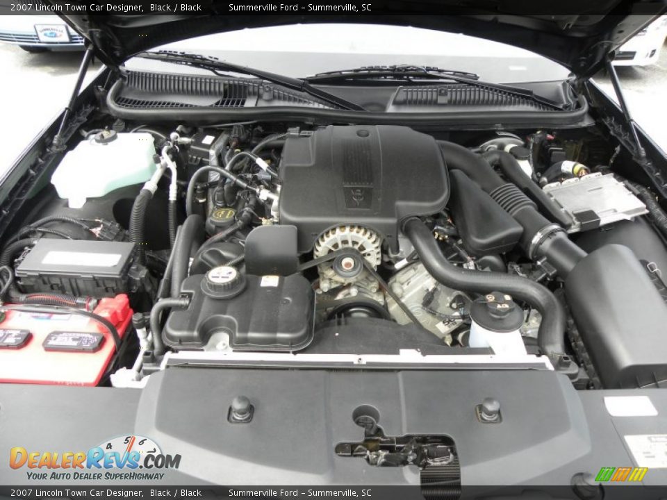 2007 Lincoln Town Car Designer 4.6 Liter SOHC 16-Valve V8 Engine Photo #20