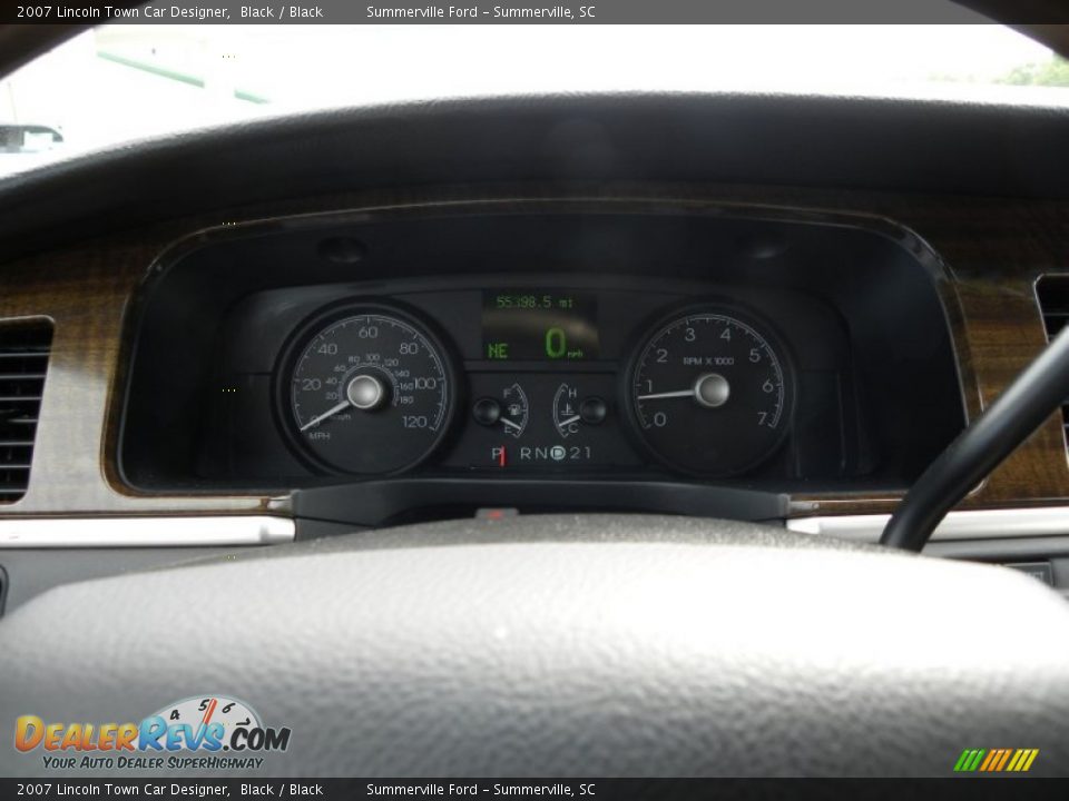 2007 Lincoln Town Car Designer Black / Black Photo #23