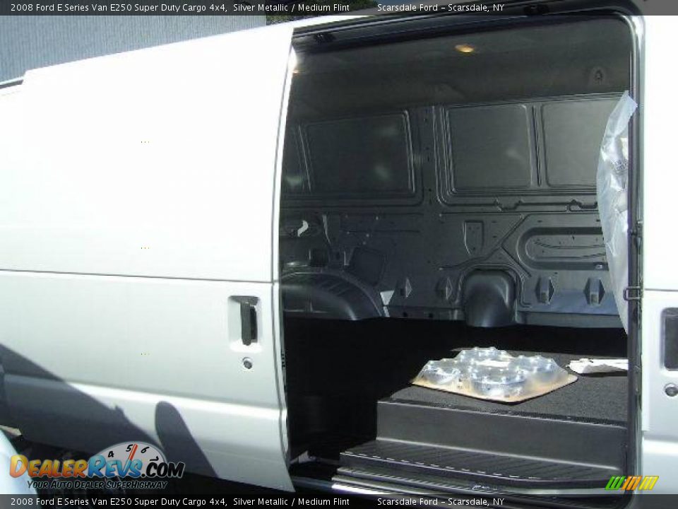 2008 Ford E Series Van E250 Super Duty Cargo 4x4 Silver Metallic / Medium Flint Photo #20