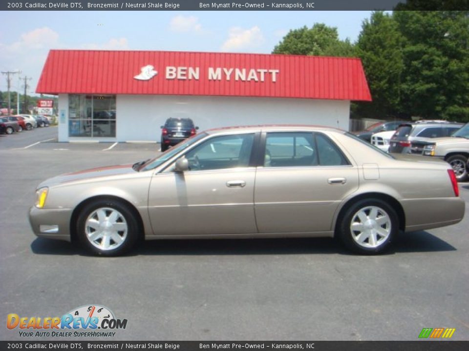 2003 Cadillac DeVille DTS Bronzemist / Neutral Shale Beige Photo #2