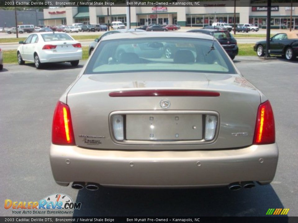 2003 Cadillac DeVille DTS Bronzemist / Neutral Shale Beige Photo #4
