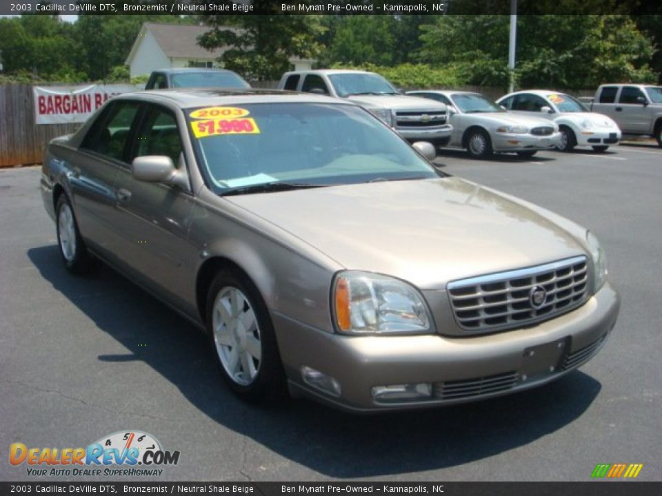 2003 Cadillac DeVille DTS Bronzemist / Neutral Shale Beige Photo #6
