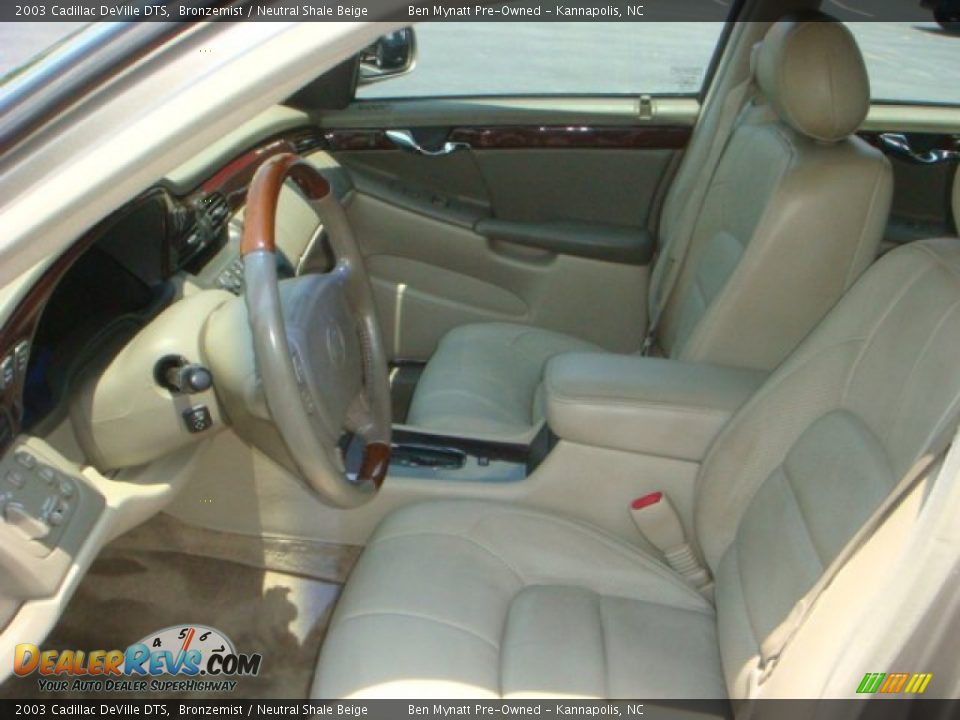2003 Cadillac DeVille DTS Bronzemist / Neutral Shale Beige Photo #11