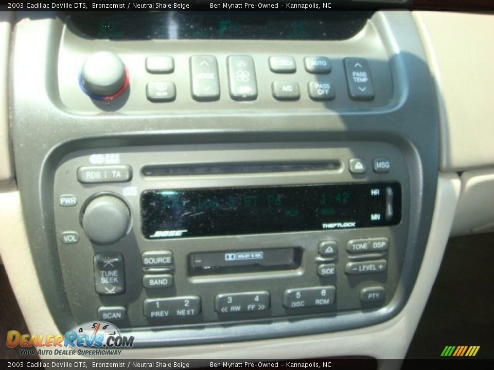 2003 Cadillac DeVille DTS Bronzemist / Neutral Shale Beige Photo #17