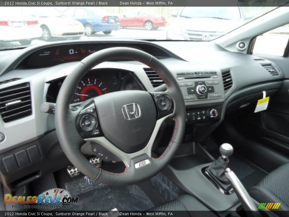 Dashboard of 2012 Honda Civic Si Coupe Photo #12