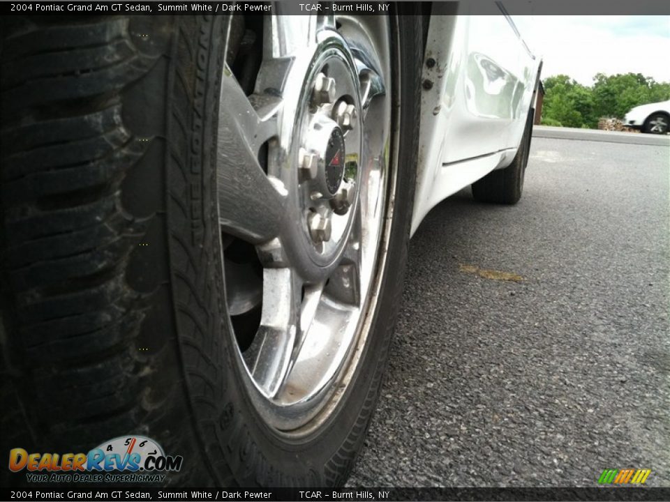 2004 Pontiac Grand Am GT Sedan Summit White / Dark Pewter Photo #2