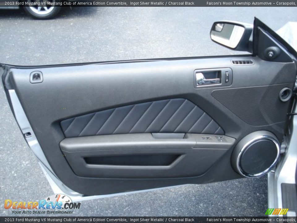 Door Panel of 2013 Ford Mustang V6 Mustang Club of America Edition Convertible Photo #12