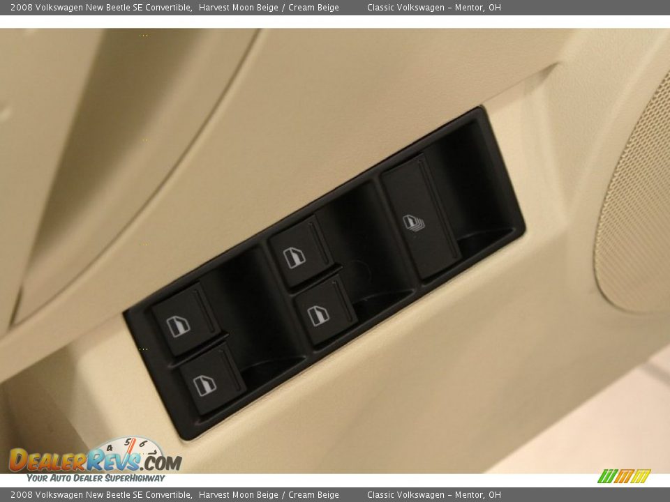 2008 Volkswagen New Beetle SE Convertible Harvest Moon Beige / Cream Beige Photo #7